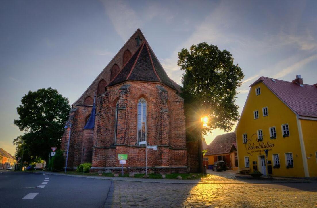 Schmidtalien Schlemmen Und Schlummern Dommitzsch Luaran gambar